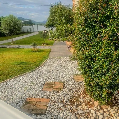 Nides شقة مونسيليسي